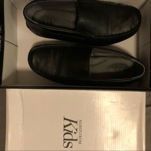 Nordstrom Kids | Black Faux Leather Dress Loafers | Size 3.5
